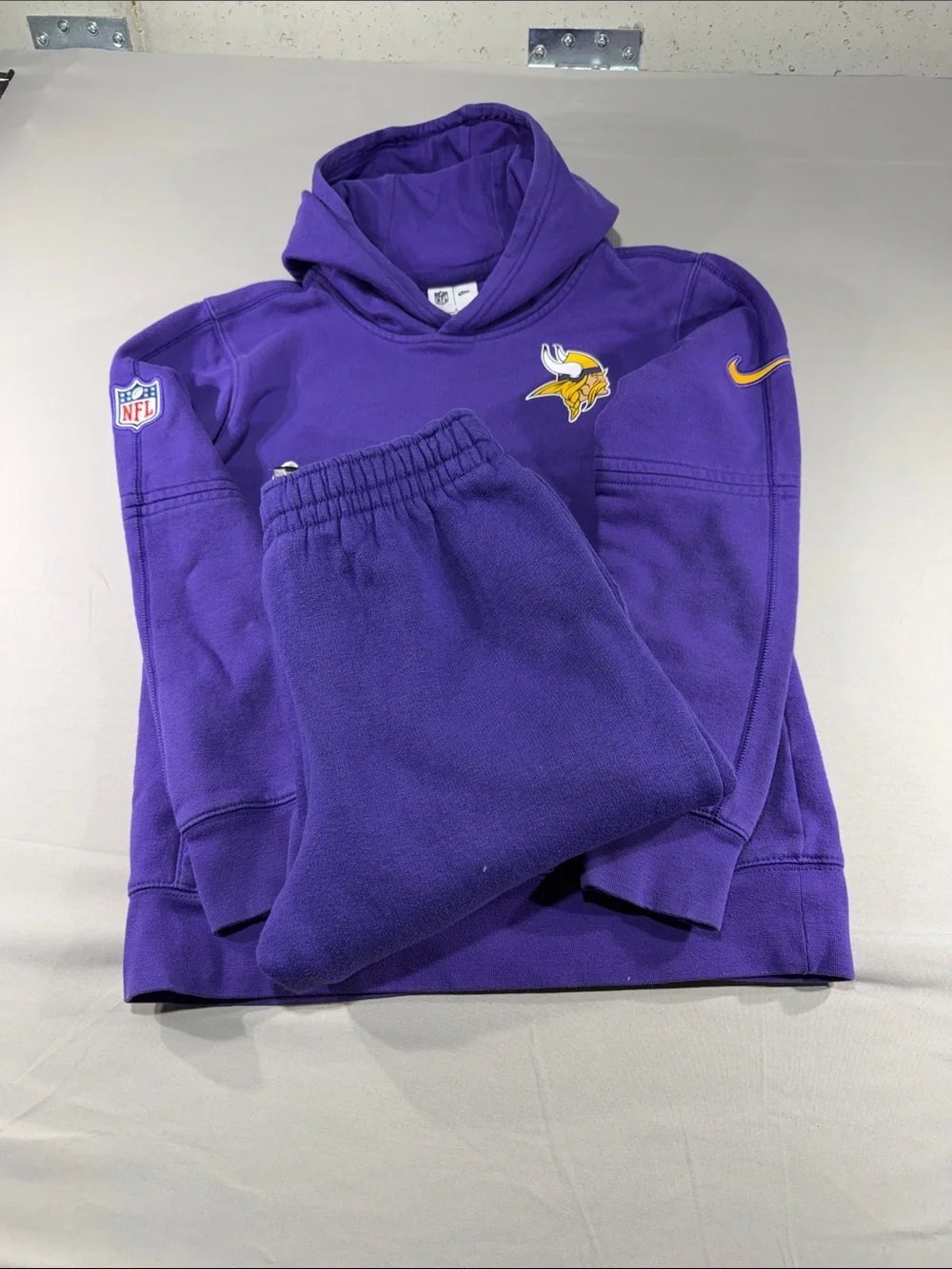 Nike Purple Minnesota Vikings Crewneck Hoodie / with matching sweat pants- Youth